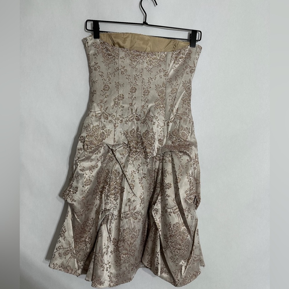 Zum Zum by Niki Livas Strapless Brocade Party Dress Champagne Y2K Size 1 Juniors - Picture 3 of 10